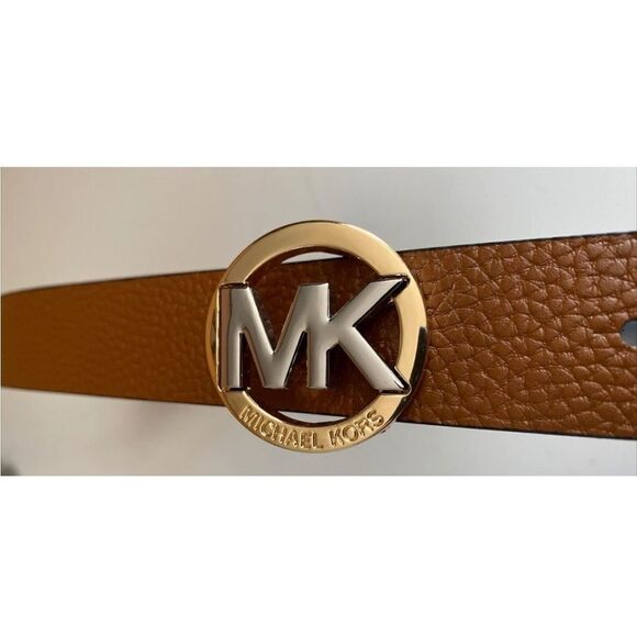 Michael Kors Logo Twist Pink MK/Brown Reversible Belt - Picture 10 of 16